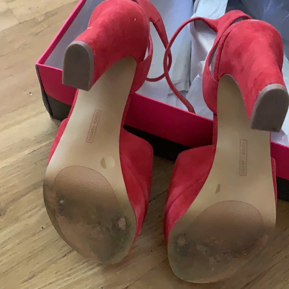 ✨Vince Camuto red pumps✨ - Picture 6 of 7
